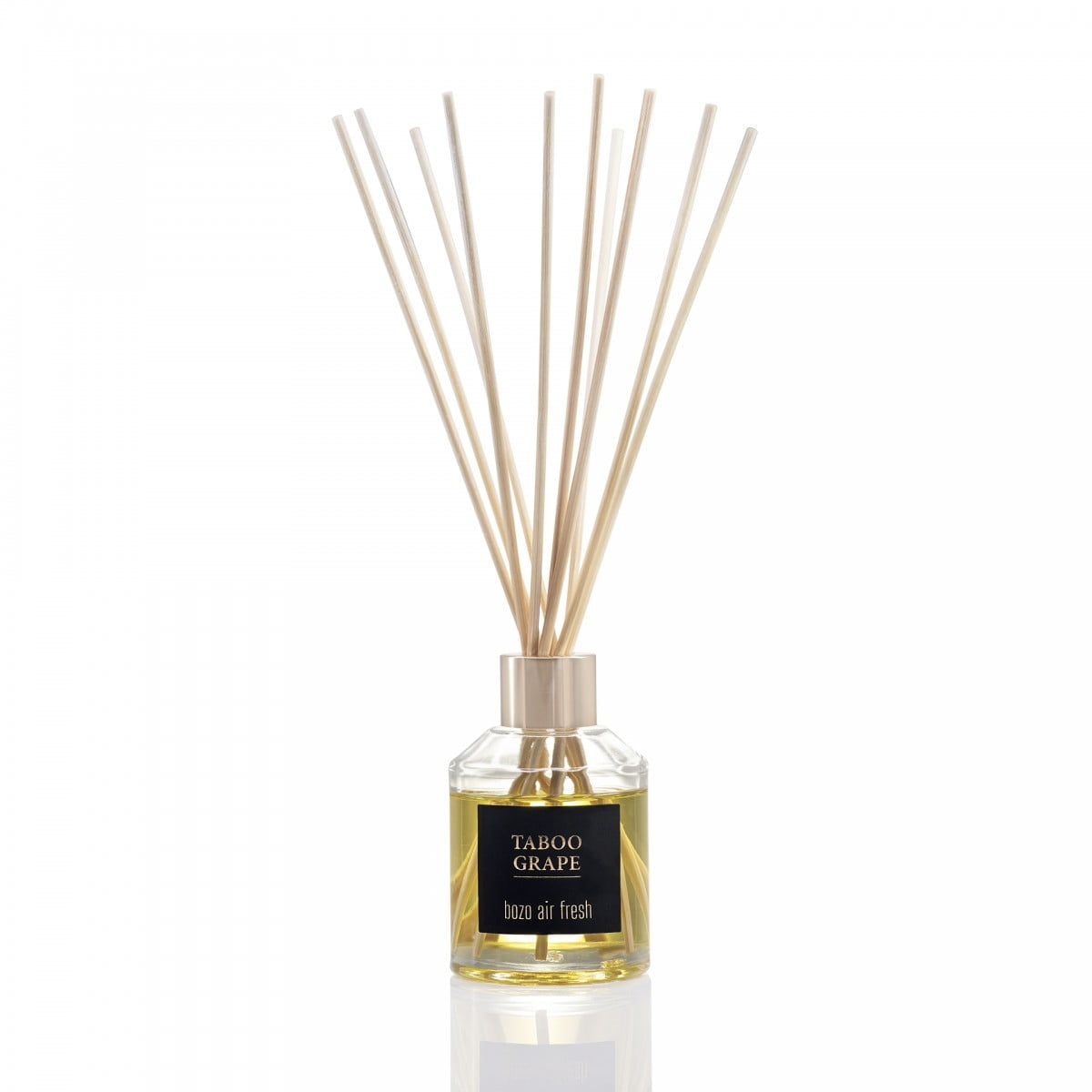 Parfum ambiental cu difuzor cu bete de trestie cu aroma Reed Diffuser – Taboo Grape, Bozo, 100ml Parfum ambiental cu difuzor cu bete de trestie cu aroma Reed Diffuser – Taboo Grape, Bozo, 100ml