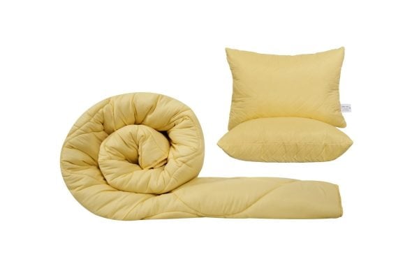 Set SomnART gama Coral, Pilota 200×220 cm si 2 perne 50×70 cm  Galben