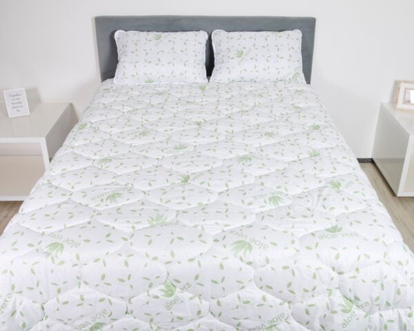 Pilota matlasata Aloe Confort Somnart, 140×200 cm, 250 g, microfibra, primavara-toamna