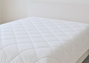 Pilota matlasata Pur Confort Somnart, 140×200 cm, 250 g, microfibra, primavara-toamna