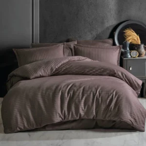 Lenjerie de pat pentru 2 persoane XXL, Bumbac Damasc 100%, 4 piese, Cearceaf pat 240×260, Cearceaf pilota 200×230, Fete de perne 50×70 x 2, maro